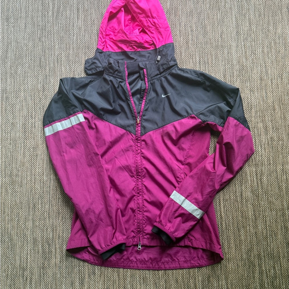 Nike Women’s Reflective Running Jacket Vapor